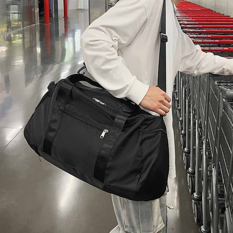 Men Leisure Sports Large Capacity Nylon Duffle Bag